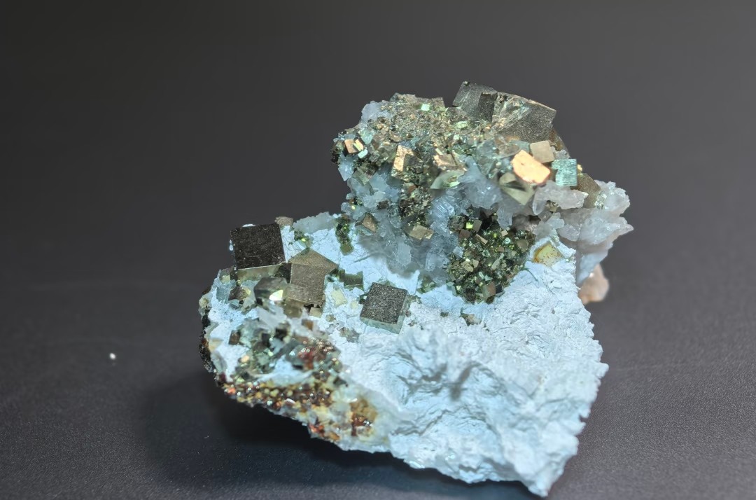 常见矿物的鉴定方法